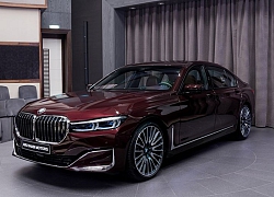 BMW 750Li 2020 ấn tượng với màu sơn Royal Burgundy Red