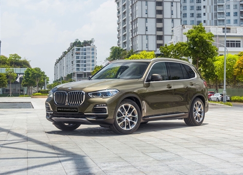 Chọn Mercedes-Benz GLE hay BMW X5 khi mua SUV 7 chỗ hạng sang?