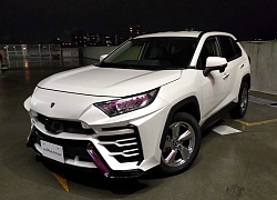 Hãng độ 'lột xác' Toyota RAV4 thành siêu SUV Lamborghini Urus với giá rẻ