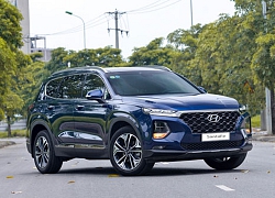 Hyundai Santa Fe giảm giá kỷ lục, 'đe nẹt' Maxda CX-8, Toyota Fortuner