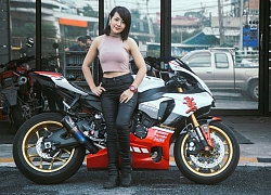 Mê mệt người đẹp tạo dáng nóng bỏng bên siêu mô tô Yamaha YZF-R1