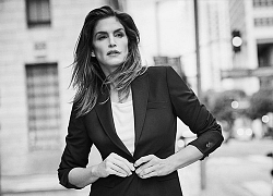 Nhan sắc trẻ mãi không già của siêu mẫu huyền thoại Cindy Crawford tuổi U60