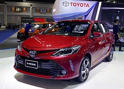 Toyota lần đầu sụt giảm doanh số sau 8 năm