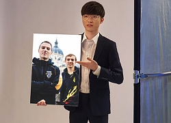 Trực tiếp cuộc khẩu chiến giữa T1 và G2 Esports cùng với meme mới - 'Chủ tịch Faker cầm fact'