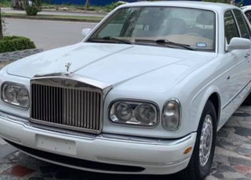 Đồ cổ Rolls-Royce Silver Seraph vs 'biệt thự di động' Mercedes-Maybach S 450 L: Lựa chọn cùng tầm giá hơn 7 tỷ đồng