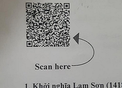 Giáo viên phát đề cương ôn tập chẳng hiểu lại để mã QR làm gì, học trò scan nhận về kết quả đọc vào là nhột