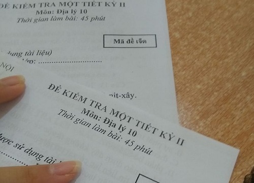 Mã đề thi lại được nâng lên tầm cao mới, loay hoay đến cuối giờ cũng chẳng tìm được đứa cùng đề