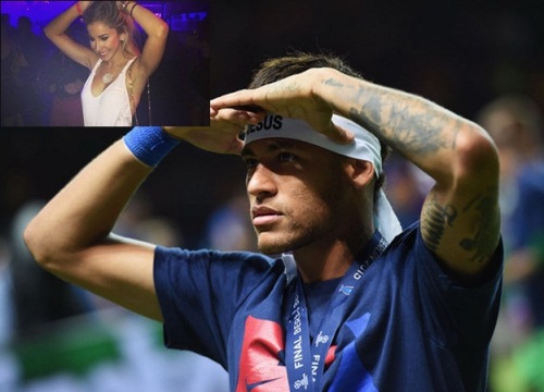 Neymar quay lại tán tỉnh Priscilla