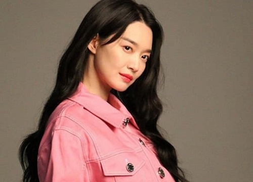 Nhan sắc đẹp xuất thần của Shin Min Ah khi chưa chỉnh sửa, bảo sao Kim Woo Bin bao năm nay vẫn say đắm