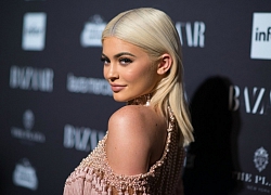 Từng bị Drake gọi là &#8220;người qua đường&#8221;, Kylie Jenner đã phản ứng như thế nào?