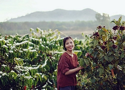 "Cô gái đồng quê Việt Nam" nói về tuổi thơ nghèo khó và sự ảnh hưởng của cha mẹ mang đến một youtuber mới nổi ở Việt Nam