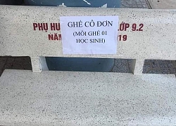 Đi học lại, học sinh ngỡ ngàng vì ghế đá hóa 'ghế cô đơn', bàn học có vách ngăn