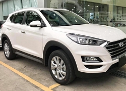 Hyundai Tucson đẹp long lanh giá rẻ hơn cả Honda Civic và Mazda3