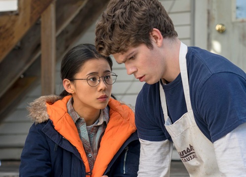 Netflix tháng 5 nhìn đâu cũng thấy phim hay: Từ series đình đám của cha đẻ GLEE đến phim teen lãng mạn khiến hội "hủ nữ" mê tít