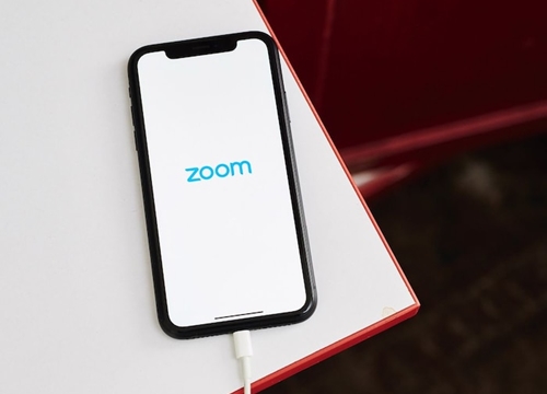 Nóng: Nửa triệu tài khoản Zoom được bán với giá rẻ như cho