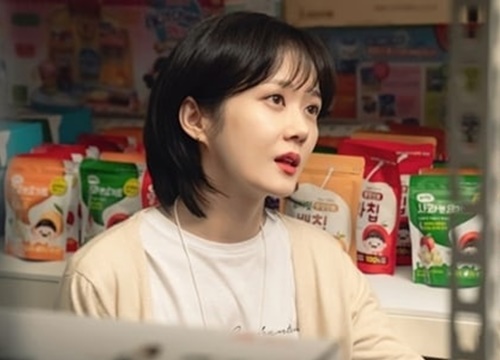 Oh My Baby: Jang Nara không thể rời mắt khỏi 'trai đẹp' Jung Gun Joo