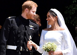 Sách hé lộ đời tư của Harry và Meghan đắt hàng