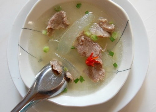 Thanh mát canh nha đam thịt bò