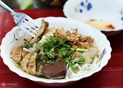 Tô bánh canh chả cá Phan Thiết