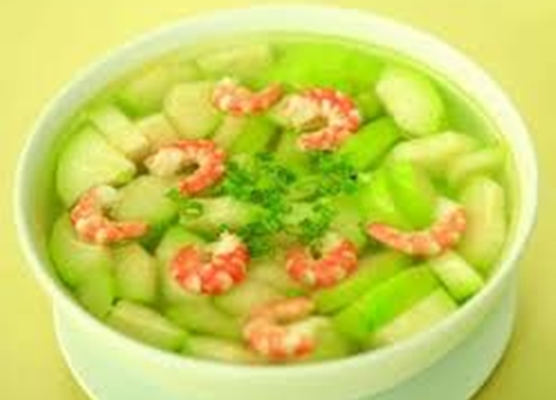 10 phút xong ngay canh bí đao nấu tôm tươi "giải nhiệt" ngày hè