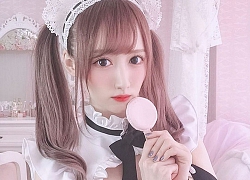 Da trắng mặt xinh thân hình nóng bỏng, cô nàng streamer chỉ lên sóng thay đồ cosplay cũng trở nên nổi tiếng