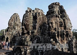 Khai quật rùa đá hàng trăm năm tuổi tại khu quần thể Angkor