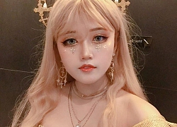 Nữ cosplayer với vòng 1 &quot;nóng bỏng mắt&quot; nổi phần phật trên TikTok, chống chỉ định người xem dưới 18 tuổi!