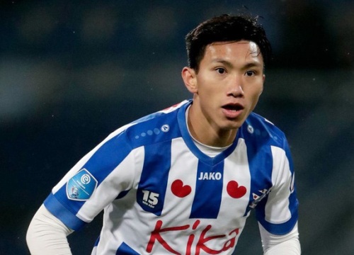 SC Heerenveen chỉ còn 1 trung vệ, cơ hội mở ra cho Đoàn Văn Hậu?