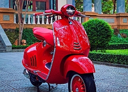 Sốt với Vespa đỏ biển ngũ quý 8 giá gần 900 triệu