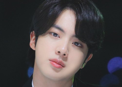 Jin (BTS) tặng bố mẹ nhà 80 tỷ đồng, làm hàng xóm với Han Hyo Joo: Knet cảm thấy bản thân thảm hại!