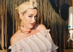 Katy Perry hay khóc khi mang bầu