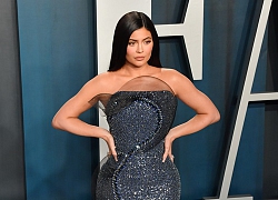 Kylie Jenner: Người mới &#8216;quê mùa&#8217; thành Nữ hoàng thời trang