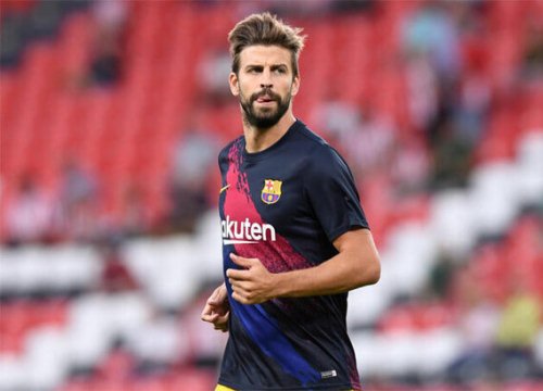 Pique phản đối trao chức vô địch cho Barca