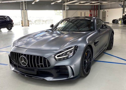 'Siêu phẩm' Mercedes-AMG GT R giá hơn 11 tỷ cập bến Việt Nam