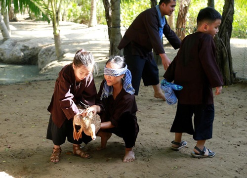 Trang Lou - Tùng Sơn cùng con đối diện với nỗi sợ bác sĩ trong Thử Thách Lớn Khôn