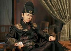 Phát hiện Nhậm Gia Luân cực có duyên với cảnh "mây mưa" mà lần nào anh diễn cũng làm người ta đau lòng á!
