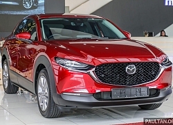 Phiên bản dẫn động 4 bánh của Mazda CX-30 có giá gần 950 triệu đồng