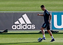 Ronaldo bất ngờ khen Messi, lộ ngày tái xuất luyện công cùng Juventus