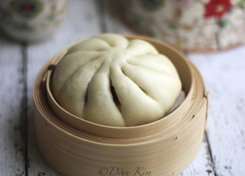 Bánh bao nhân thịt