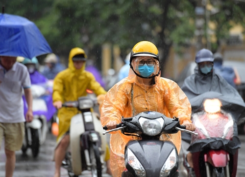 Thời tiết ngày 16/5: Nhiều khu vực trên cả nước chiều tối và đêm có mưa, dông