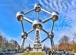 Atomium - Tòa nhà độc đáo với thiết kế cấu trúc nguyên tử