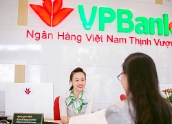 Giá cổ phiếu VPB tăng mạnh, kế toán trưởng VPBank đăng ký bán ra