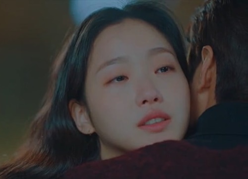 Kim Go Eun trong The King: Eternal Monarch: Khi nàng Song Tử sở hữu một cái đầu lạnh và một trái tim nồng ấm