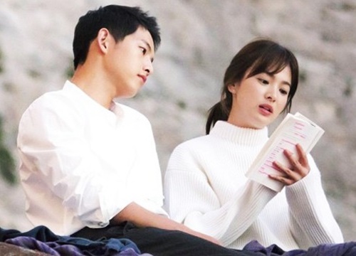 Song Hye Kyo ồn ào tình ái, Song Joong Ki chăm đóng phim sau ly hôn