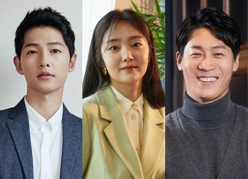 Song Joong Ki xác nhận tham gia phim 'Season of You and Me' cùng Vương hậu hiểm ác Kim Hye Jun của 'Kingdom 2'