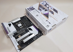 Trên tay Gigabyte Z490 Vision G: bo mạch chủ dành cho người sáng tạo nội dung nhưng lại cực hợp với game thủ