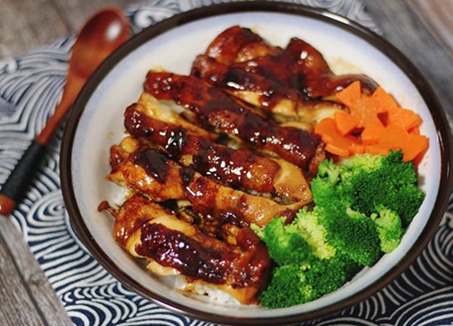 Tự làm thịt gà om sốt teriyaki tuyệt ngon chẳng cần phải mất tiền ăn hàng