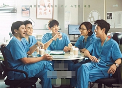 3 khoảnh khắc cười ná thở ở tập 11 Hospital Playlist: Ik Jun hóng bạn thân thả thính bồ, Jun Wan chơi lầy với "anh rể tương lai"