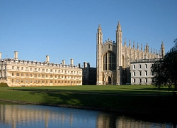 Đại học Cambridge tiếp tục dạy trực tuyến tới mùa hè 2021