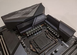 Đập hộp Z490 Aorus Master: bo mạch chủ đáng tin cậy dành cho game thủ đua cấu hình